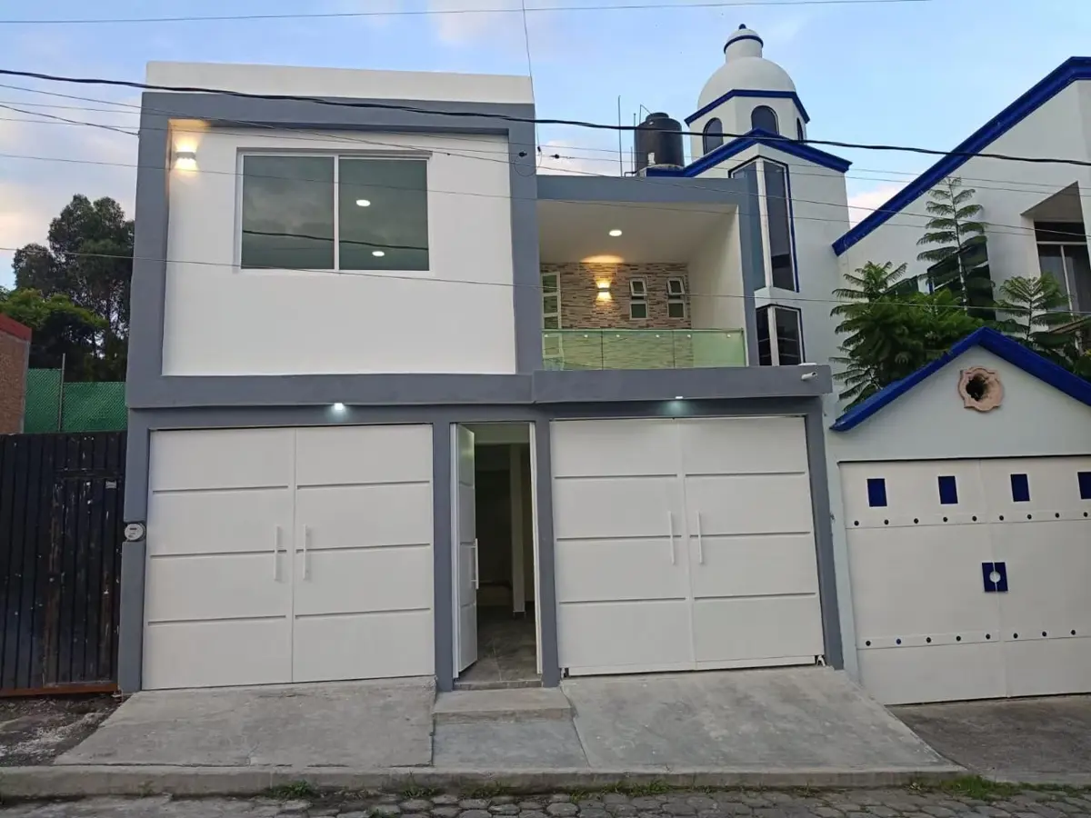 Casa en venta en Los Manantiales de Morelia, Morelia — foto 1 de 13