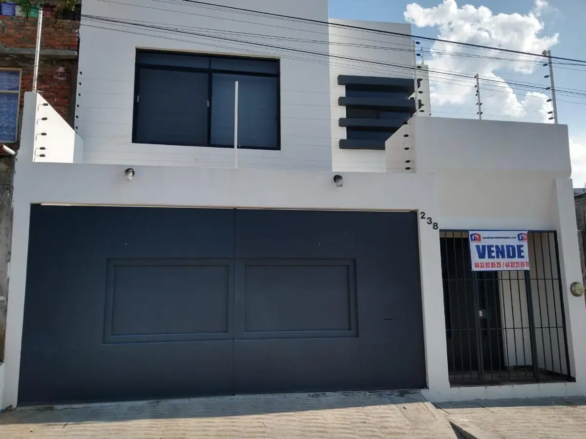 Casa en venta en Ilustres Novohispanos, Morelia — foto 1 de 21