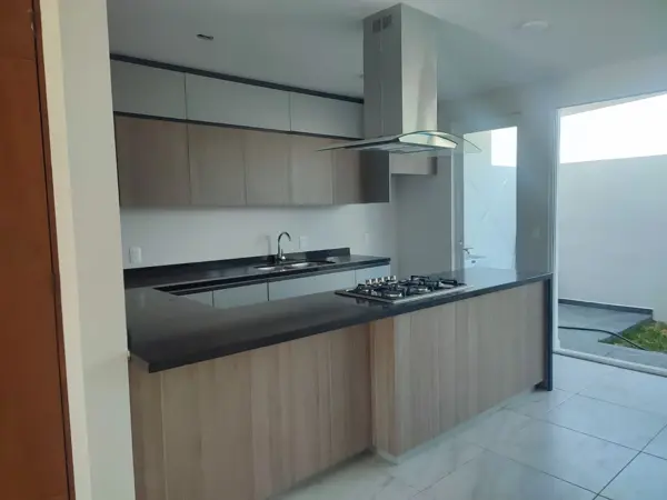 Casa en venta en Cañadas del Bosque, Morelia — foto 2 de 13