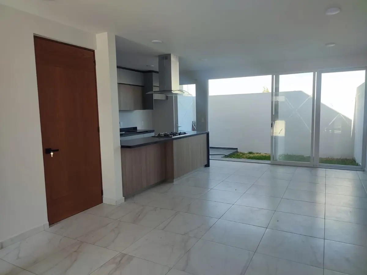 Casa en venta en Cañadas del Bosque, Morelia — foto 1 de 13