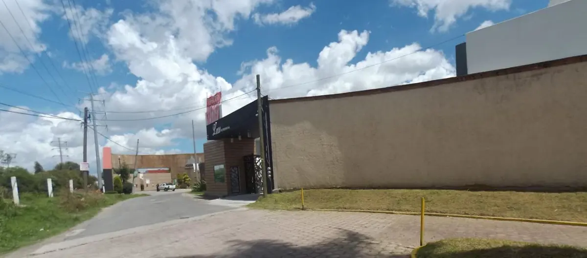 Casa en venta en Arboledas de San Antonio, San Pedro Cholula — foto 1 de 18