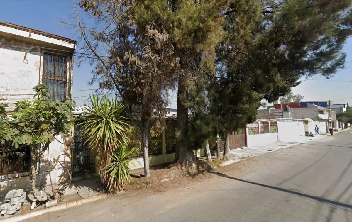 Casa en venta en Izcalli Jardines, Ecatepec de Morelos — foto 1 de 19