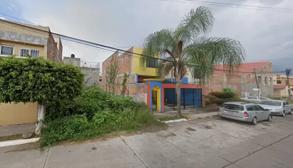 Casa en venta en Jardines de San Joaquín, Zamora — foto 3 de 15