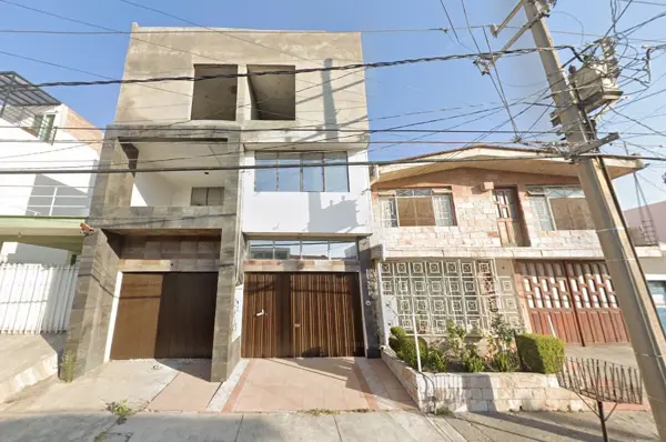 Casa en remate en La Paz, Puebla, Puebla