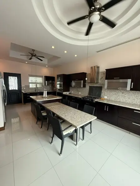 Casa en venta en Bosques de Valle Alto, Monterrey — foto 3 de 12