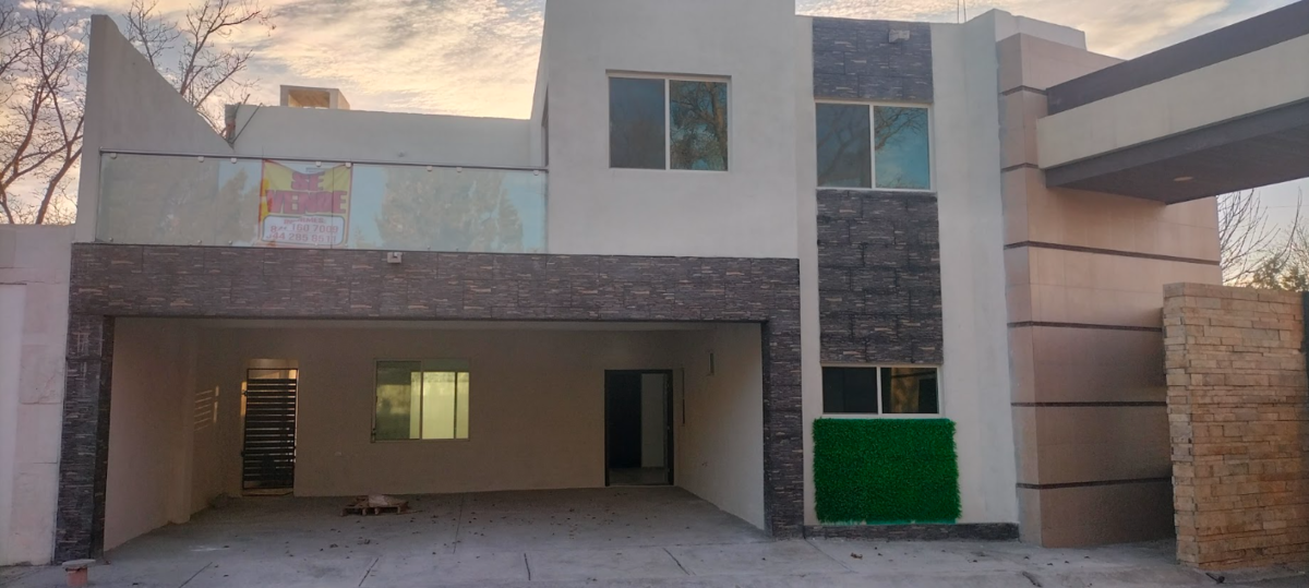 Casa en venta en La Aurora, Saltillo — foto 1 de 22