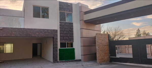 Casa en venta en La Aurora, Saltillo — foto 2 de 22