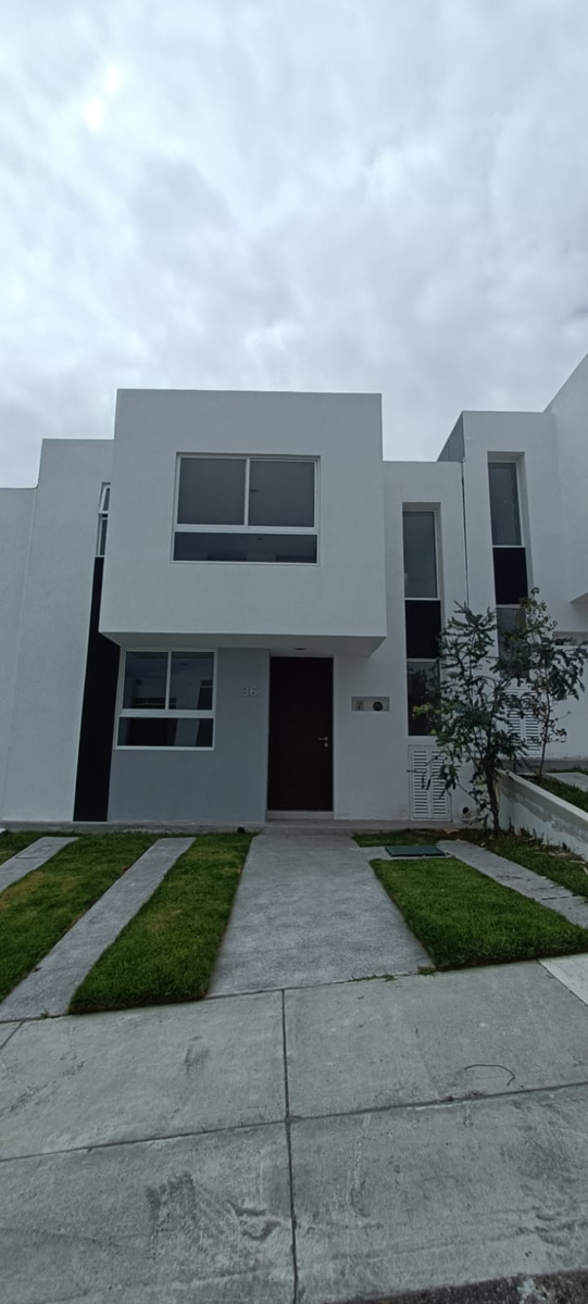 Casa en renta en Zibatá, El Marqués — foto 1 de 11