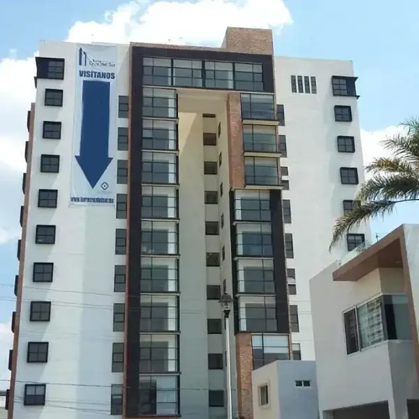 Apartamento en Venta con Balcón y Jardín en Puebla, Centro Cruz del Sur