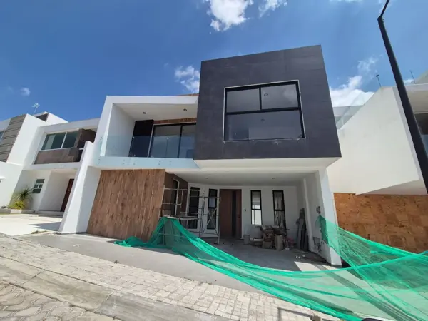 Casa en venta en Lomas de Angelópolis, Ocoyucan — foto 2 de 5