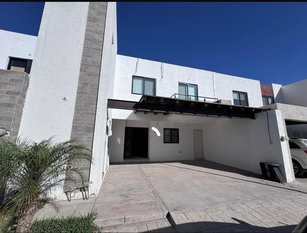 Rento casa en VIÑEDOS en Torreón Coahuila