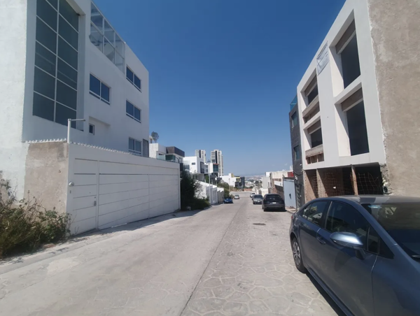 Terreno en venta en Milenio III, Querétaro — foto 3 de 5