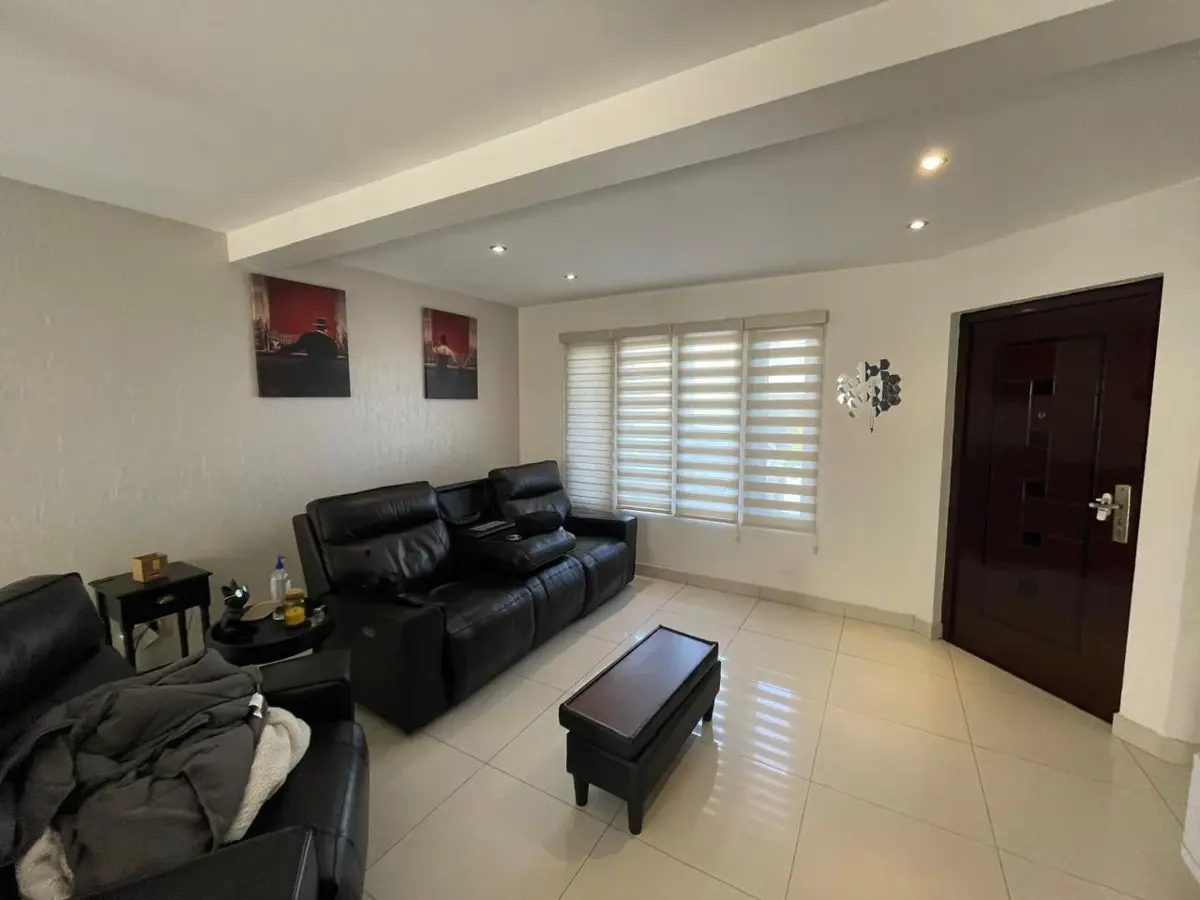 Casa en renta en El Rincón, Tijuana — foto 1 de 42