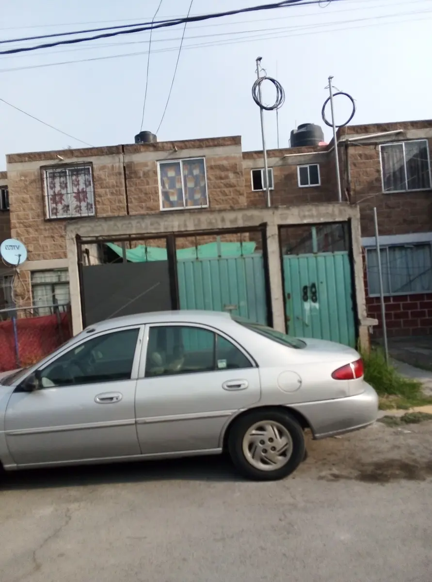 Casa en venta en Ehécatl (Paseos de Ecatepec), Ecatepec de Morelos — foto 1 de 11