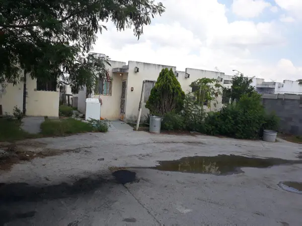 Casa en venta en Rincon de las Flores, Reynosa — foto 3 de 13