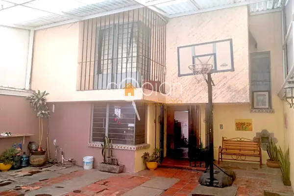 Casa en Venta, Muy Cerca de la Laguna de San Baltazar, Cu