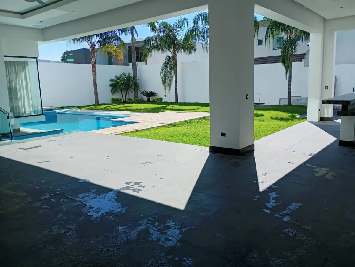 Casa en venta en Valle de Cristal, Monterrey — foto 1 de 18