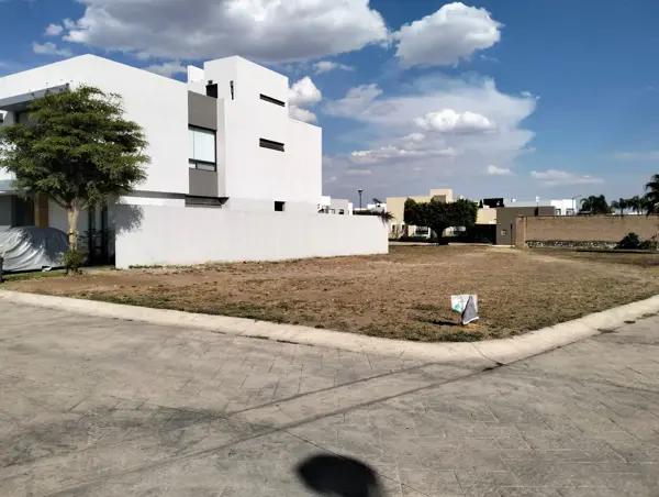 Terreno en venta en Residencial Provenza (La Romana), Tlajomulco de Zúñiga — foto 3 de 7