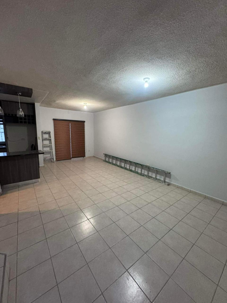 Casa en venta en Portal del Pedregal, Saltillo — foto 3 de 8