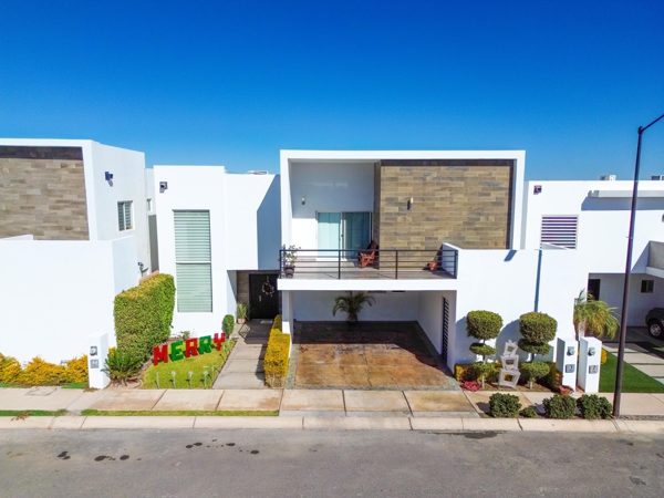 Casa en venta en Santerra, Hermosillo — foto 3 de 28
