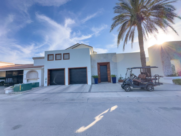Casa en venta en Los Lagos, Hermosillo — foto 2 de 23