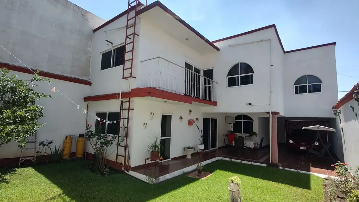 Casa en venta en 2 de Mayo, Cuautla — foto 1 de 36