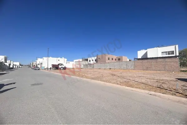 Terreno en venta en Villas del Renacimiento, Torreón — foto 3 de 7