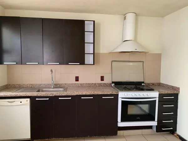 Casa en venta en Puerta Real, Corregidora — foto 3 de 11