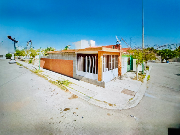 Casa en venta en Residencial Campanario, Gómez Palacio — foto 2 de 3