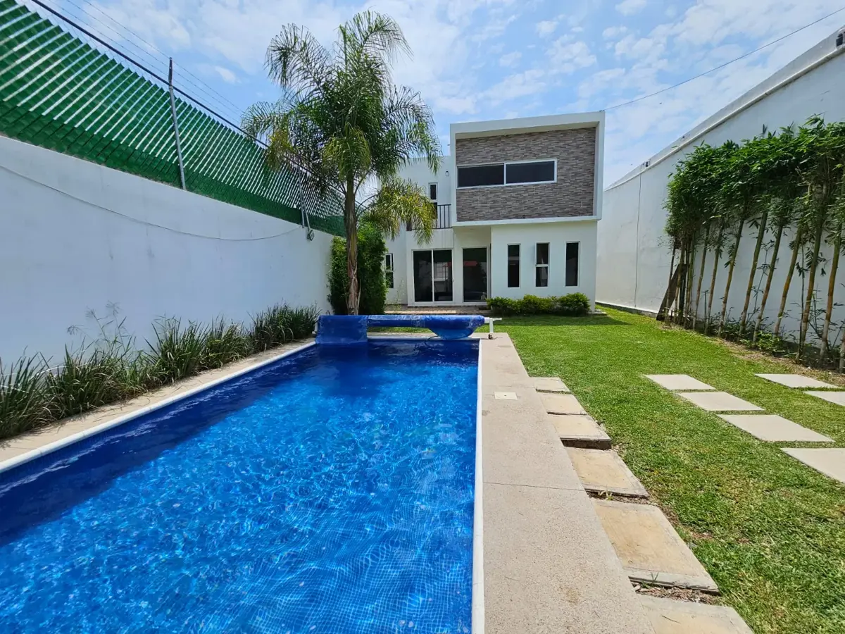 Casa en venta en Jardines de Tlayacapan, Tlayacapan — foto 1 de 13