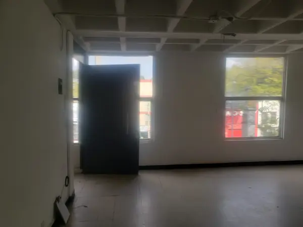 Oficina en Renta Exterior