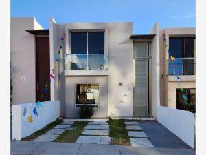 Casa en venta en Santa Maria de Guido, Morelia, Michoacán de Ocampo