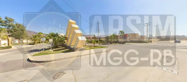 Casa en venta en Lomas Terrabella, Tijuana — foto 2 de 64
