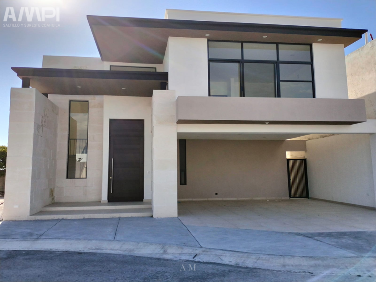 Casa en venta en Rincón de Alcántara, Saltillo — foto 1 de 16