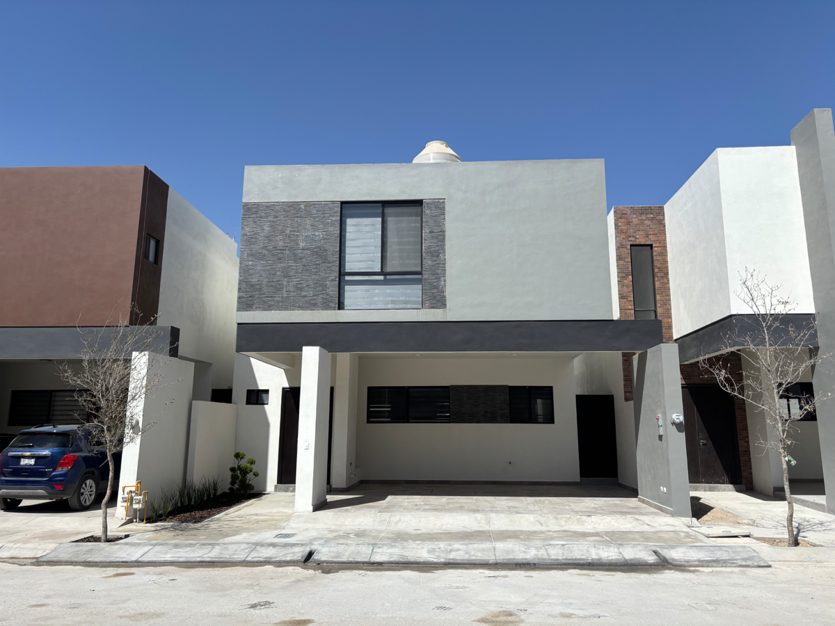 Casa en renta en Alyssa, Ramos Arizpe — foto 1 de 8