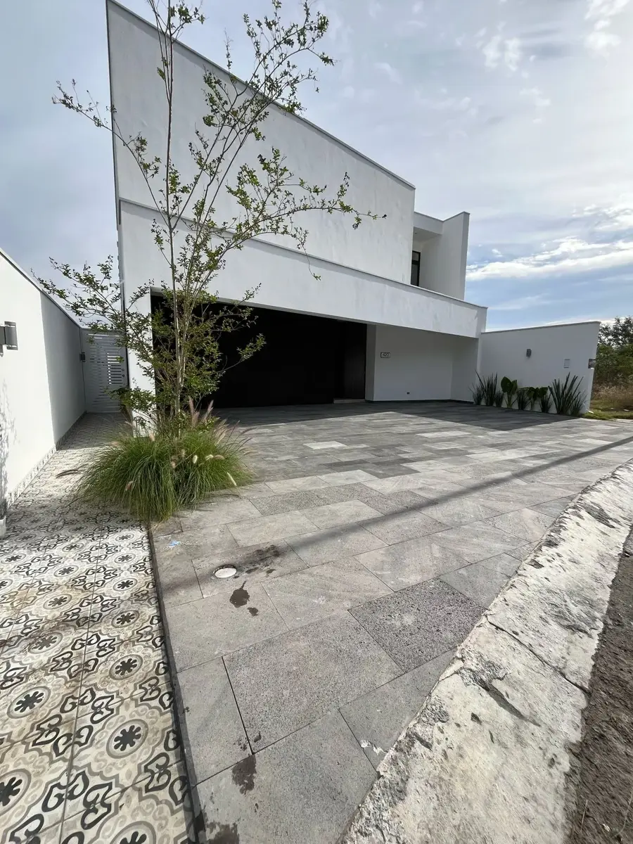 Casa en venta en Manantial del Vergel, Santiago — foto 1 de 14