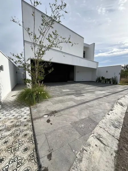 CASA EN VENTA EN AMANI RESIDENCIAL EN SANTIAGO