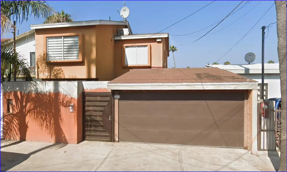 Casa en venta en Playas de Tijuana Sección Jardines, Tijuana — foto 1 de 18