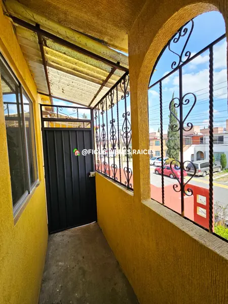 Casa en venta en Prados de Tollocan, Toluca — foto 2 de 19