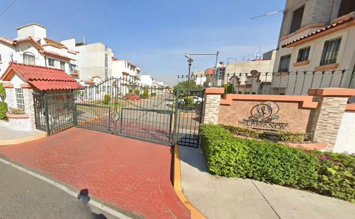 Casa en venta en Villa del Real, Tecámac — foto 1 de 10