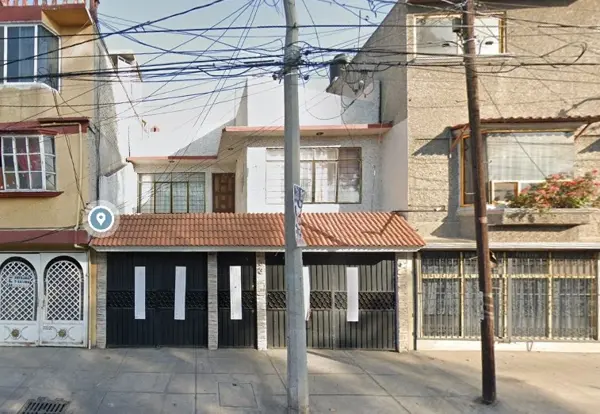 GRAN OPORTUNIDAD DE CASA EN ARAGON  ADJUDICADA