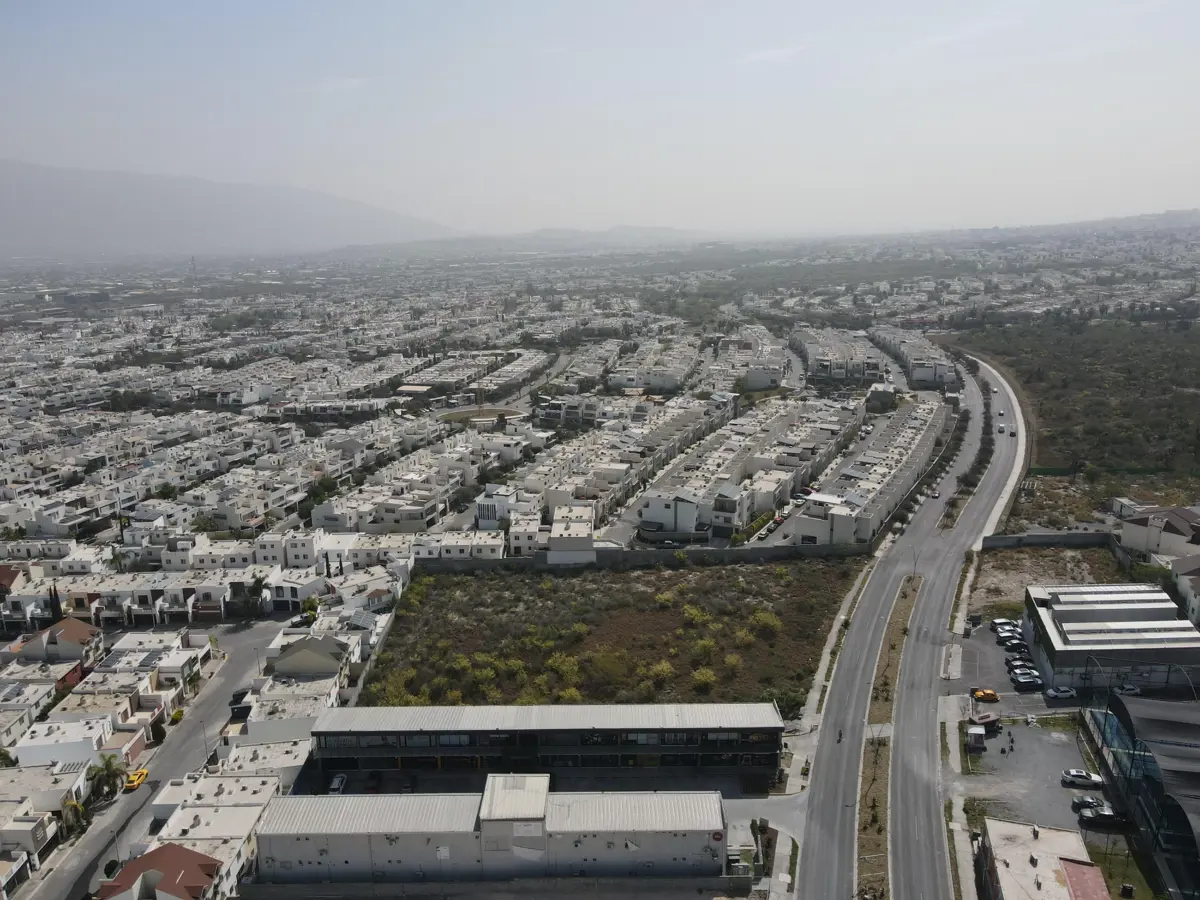 Terreno en renta en Puerta de Hierro, Monterrey — foto 1 de 5