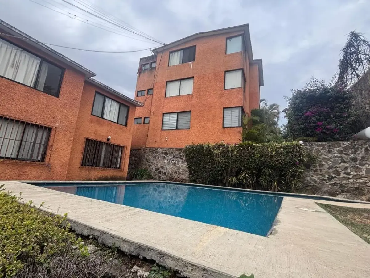 Casa en venta en Lomas de Cortes, Cuernavaca — foto 1 de 22