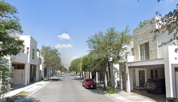 Casa en venta en Bosques de las Cumbres, Monterrey — foto 2 de 9