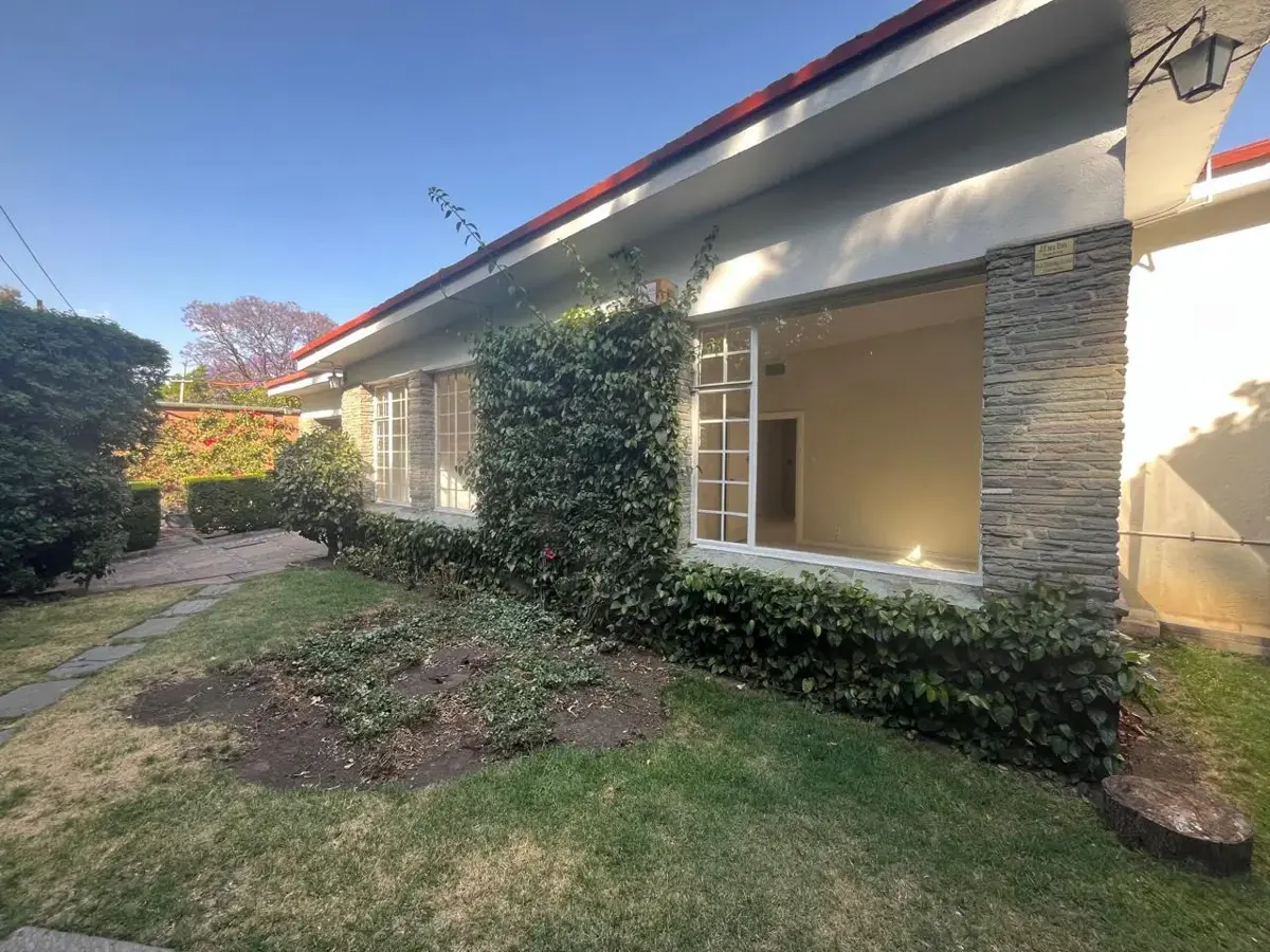 Casa en renta en Lomas de Chapultepec V Sección, Miguel Hidalgo — foto 1 de 22