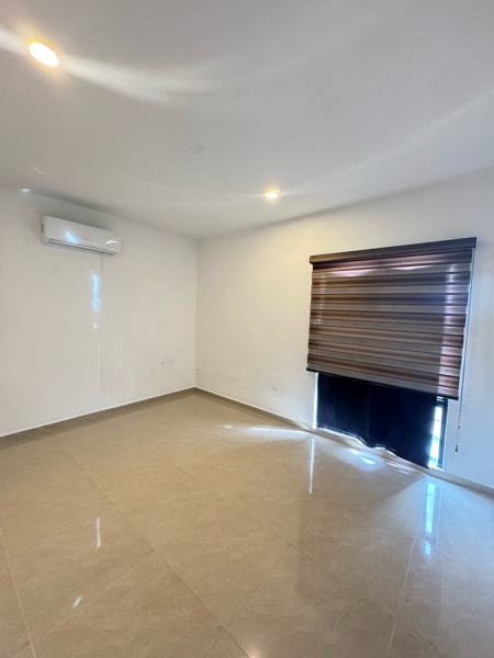 Casa en renta en Kedros, Centro — foto 3 de 14