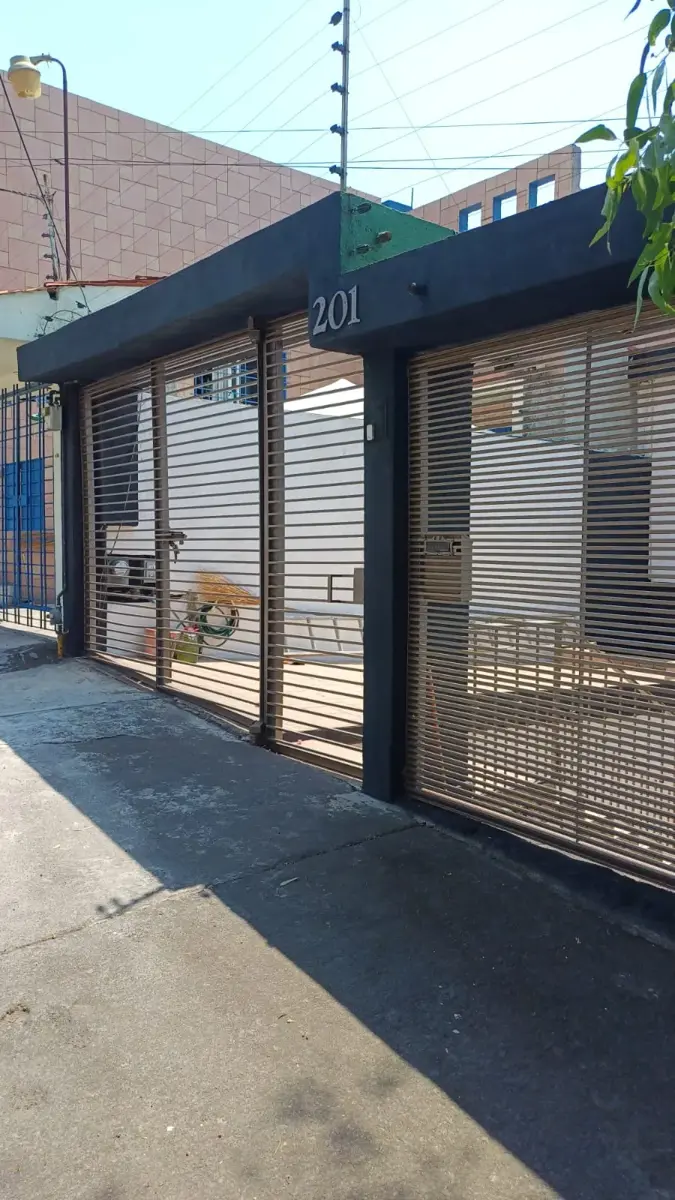 Casa en venta en Lomas de Valle Dorado, Tlalnepantla de Baz — foto 1 de 14