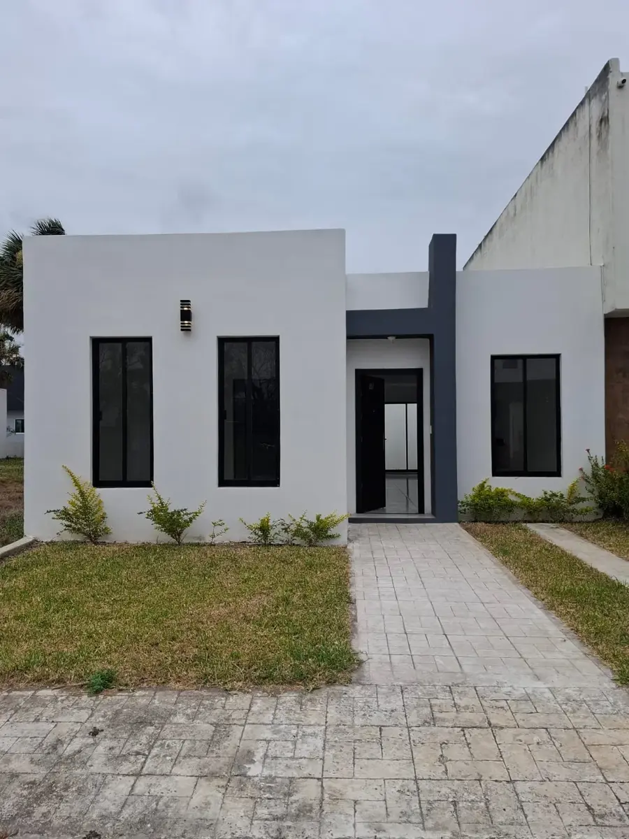 Casa en venta en Conjunto Habitacional Tinajitas, Medellín de Bravo — foto 1 de 25
