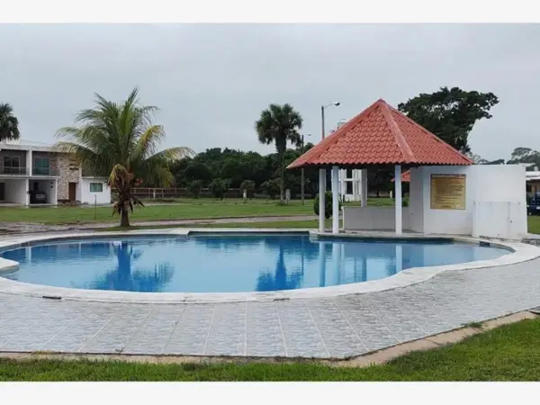 Casa en venta en Conjunto Habitacional Tinajitas, Medellín de Bravo — foto 2 de 25