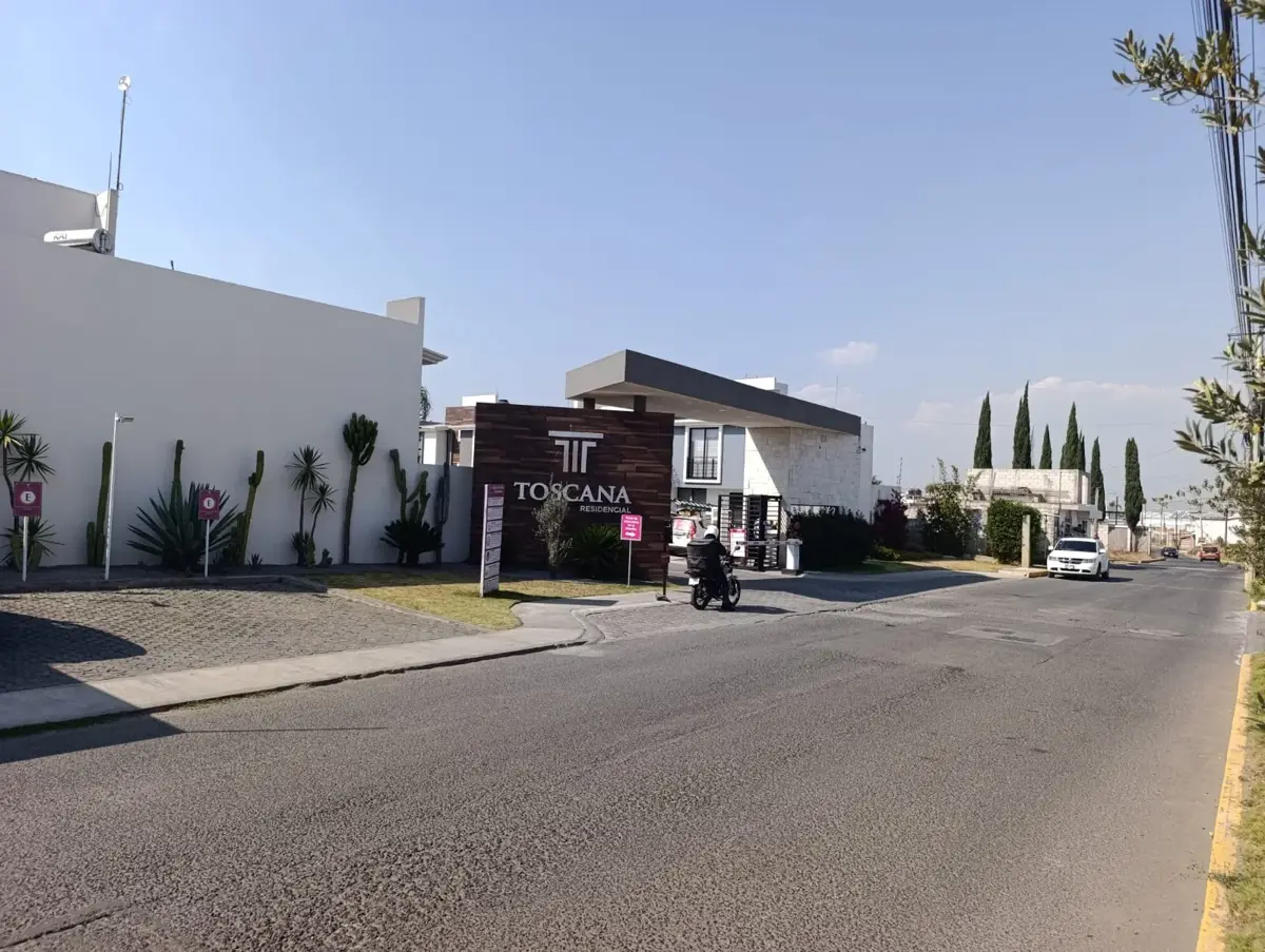 Departamento en renta en San Francisco Ocotlán (Ocotlán), Coronango — foto 1 de 12